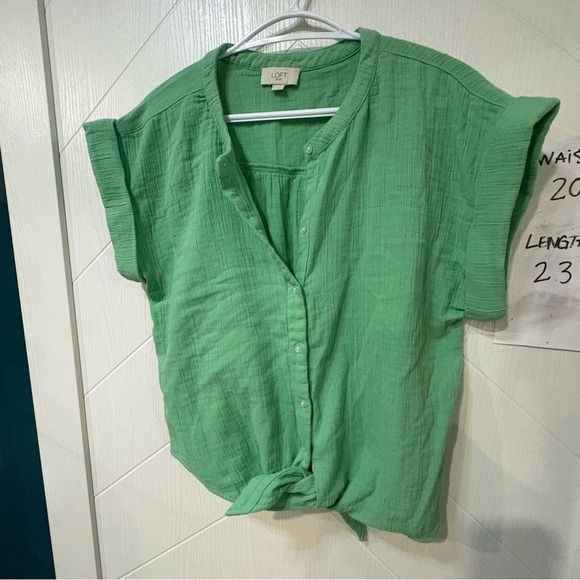 LOFT Outlet Green Gauze Tie-Front Button Blouse | Boho Resortwear- Casual Med - Picture 3 of 5